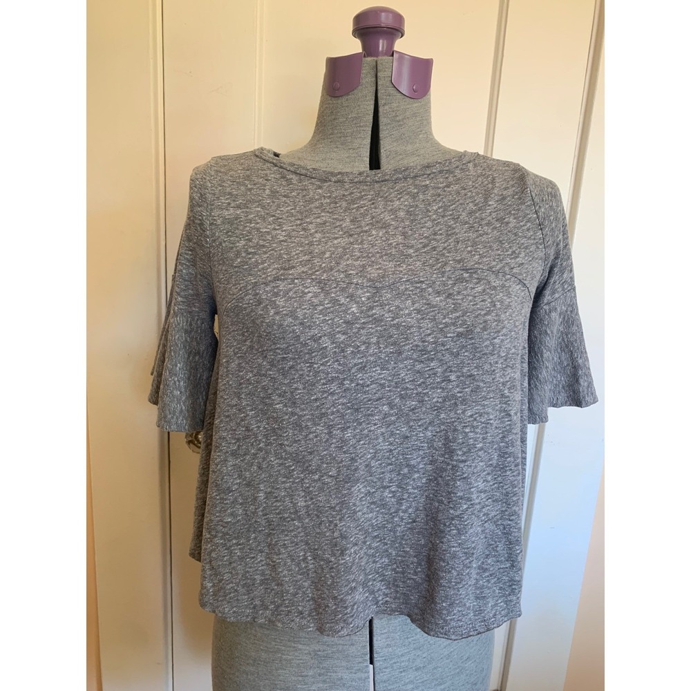 Anthropologie t.la Gray Heathered Flutter Sleeve Crop Top XS Boxy Raw Hem